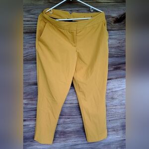 Mustard cropped dress pants sz 10 EUC